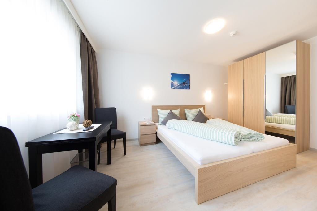Haus Luigi Apartment Solden Ruang foto